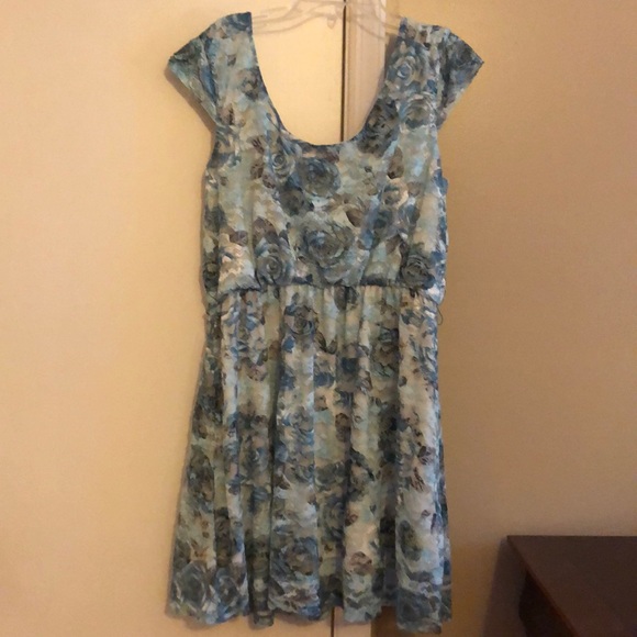 Pink Rose lace overlay dress, size L - Picture 2 of 3